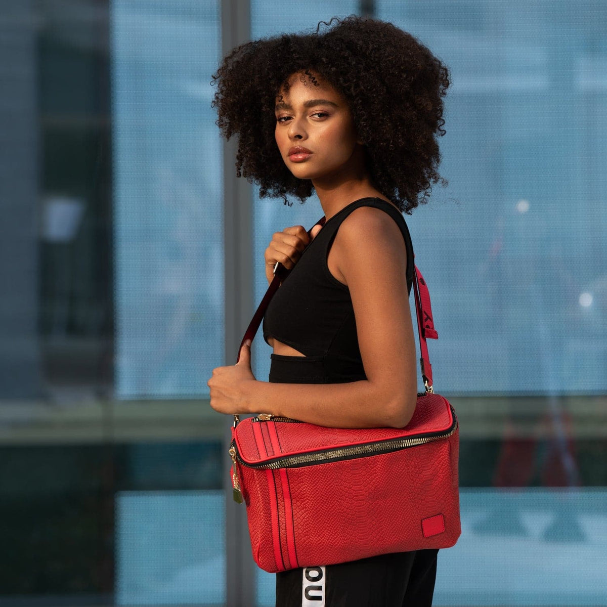 Tote&Carry - Apollo Red Messenger Bag